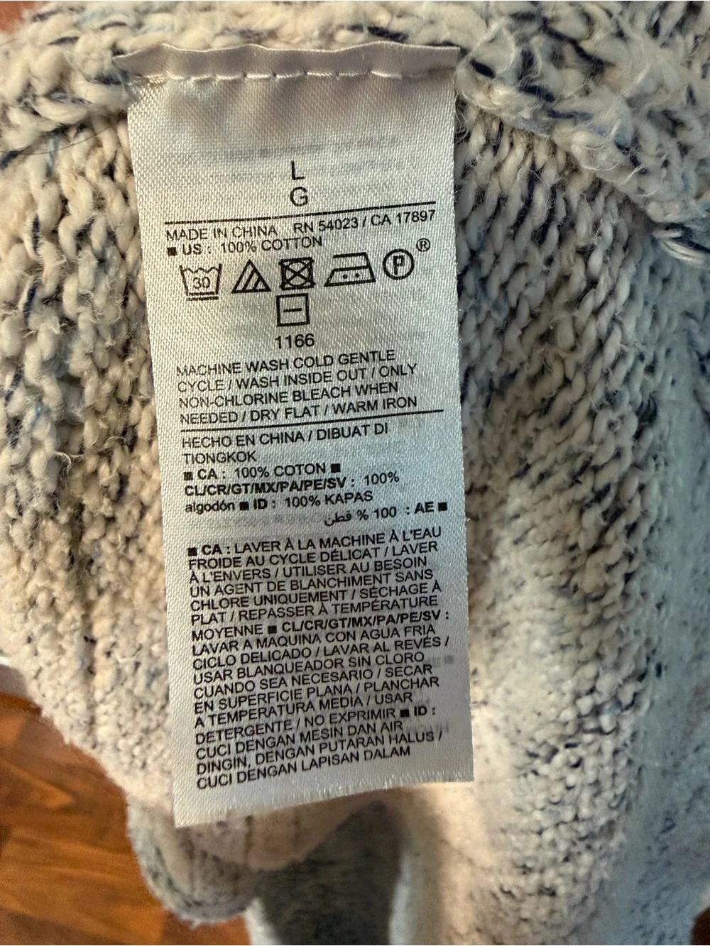 Old Navy Oversized  100% Cotton Cream and Blue Marled V-Neck Pullover Sweater - Picture 7 of 7